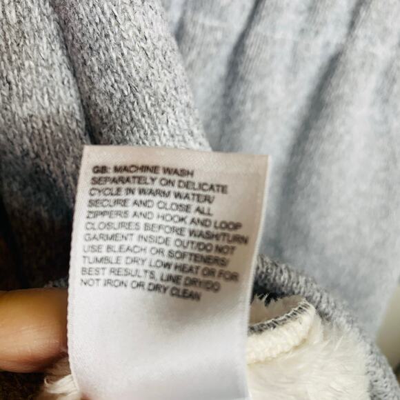 the North Face  Caroluna Fleece Jacket  Sz Small Gray Soft - Picture 10 of 12